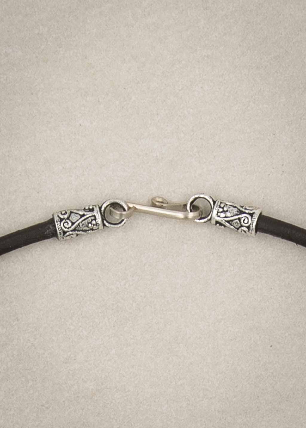 Chévere Leather Necklace