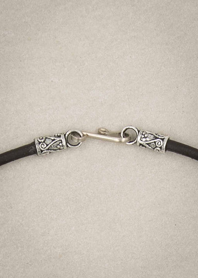 Chévere Leather Necklace