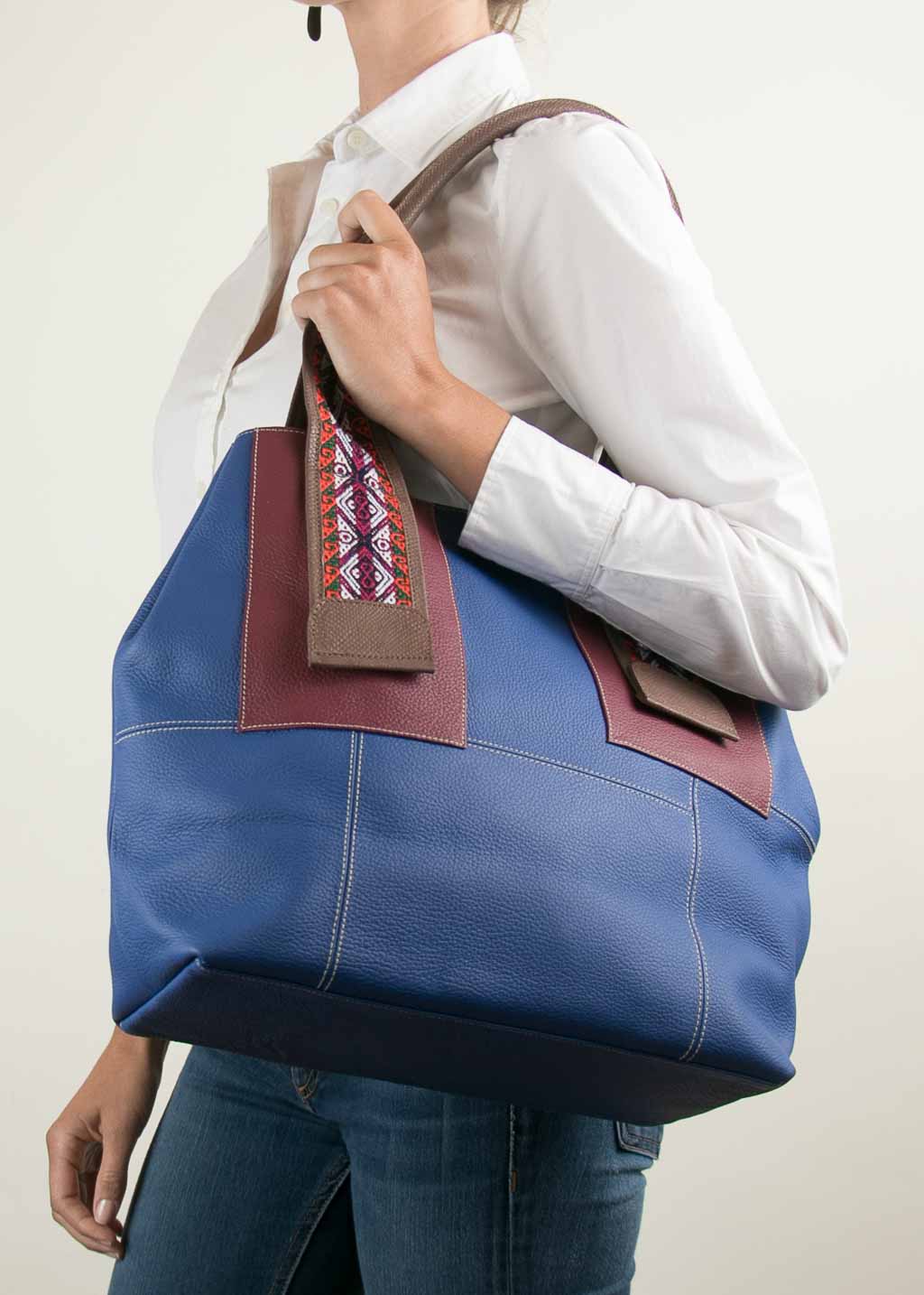 Valentina Bag in Dark Blue with Orange-Red Faja